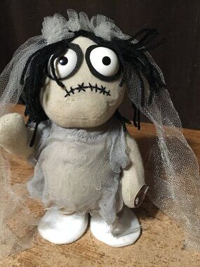 DANDEE ZOMBIE BRIDE SINGS ANIMATED HALLOWEEN HERE COMES THE BRIDE